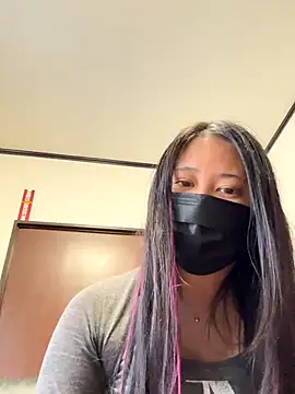 Snapshot of arisu_Fcap chatting on November 12, 2025, 12:00 am arisu Fcap online show from November 12, 2025, 12:00 am