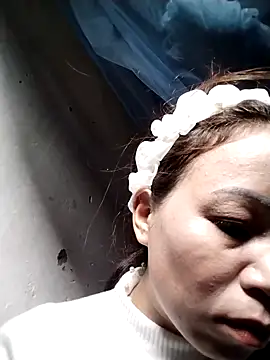 Gwen-n online show from November 22, 2025, 7:07 am