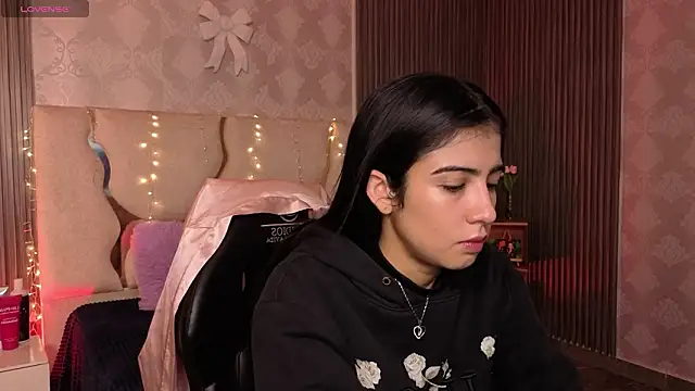 Snapshot of MAIILY_TAY chatting on February 18, 2026, 12:23 pm MAIILY TAY online show from February 18, 2026, 12:23 pm