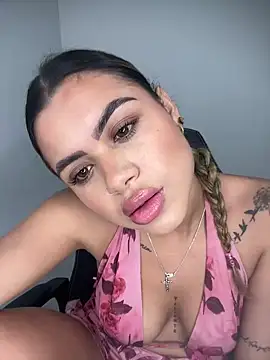 Alanna-foxx online show from November 11, 2025, 11:16 pm