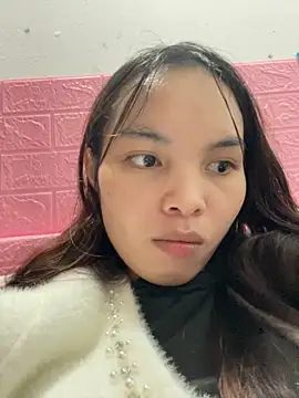 Snapshot of Tina_x chatting on November 17, 2025, 5:41 pm Tina x online show from November 17, 2025, 5:41 pm