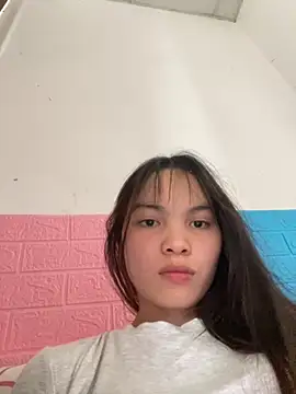 Snapshot of Tina_x chatting on December 4, 2025, 3:49 am Tina x online show from December 4, 2025, 3:49 am