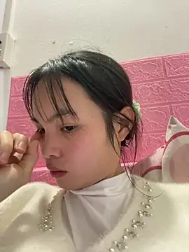 Snapshot of Tina_x chatting on December 14, 2025, 7:36 am Tina x online show from December 14, 2025, 7:36 am