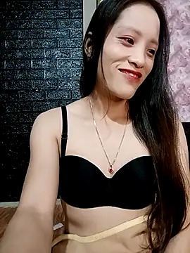 Snapshot of ezabel- chatting on October 25, 2025, 2:13 pm ezabel- online show from October 25, 2025, 2:13 pm