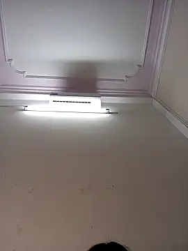 ezabel- online show from November 23, 2025, 1:33 pm