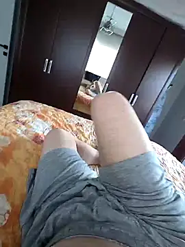 Snapshot of Efe53100 chatting on November 17, 2025, 4:51 am Efe53100 online show from November 17, 2025, 4:51 am