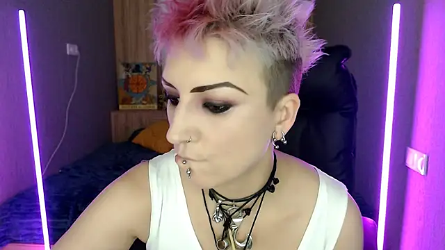 Snapshot of Sweet-n-Strong chatting on January 9, 2026, 7:44 am Sweet-n-Strong online show from January 9, 2026, 7:44 am