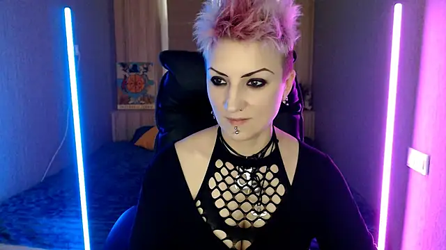 Snapshot of Sweet-n-Strong chatting on January 10, 2026, 6:37 am Sweet-n-Strong online show from January 10, 2026, 6:37 am