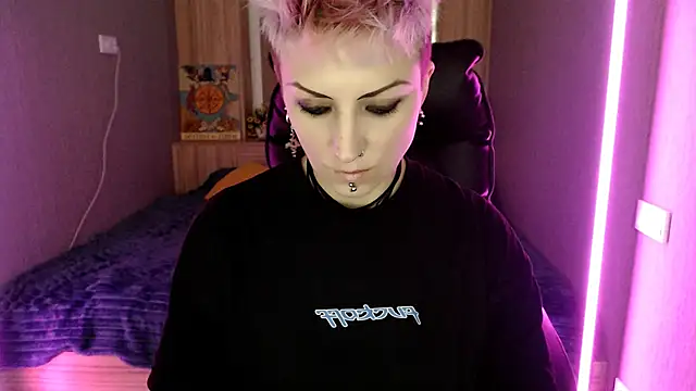 Snapshot of Sweet-n-Strong chatting on January 11, 2026, 12:54 pm Sweet-n-Strong online show from January 11, 2026, 12:54 pm