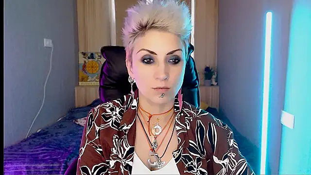 Snapshot of Sweet-n-Strong chatting on February 7, 2026, 12:20 pm Sweet-n-Strong online show from February 7, 2026, 12:20 pm