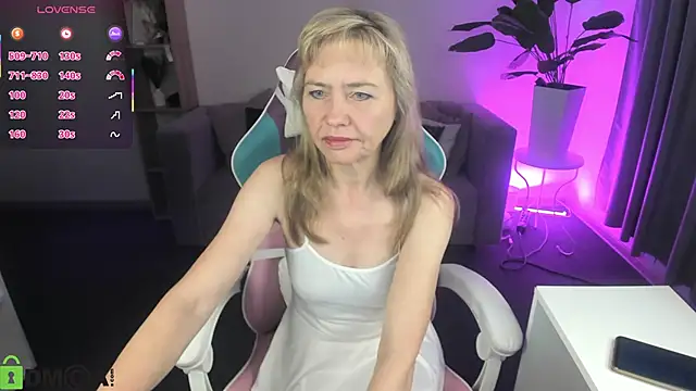 Snapshot of Carla_Vogue chatting on February 22, 2026, 11:53 am Carla Vogue online show from February 22, 2026, 11:53 am