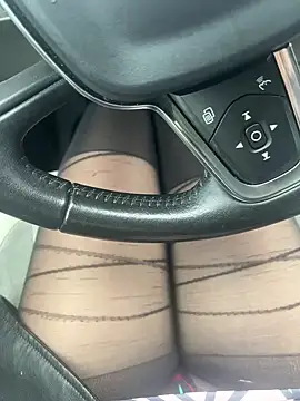 blondegirlx online show from November 23, 2025, 10:48 am