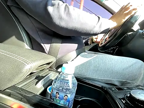 winxp000000 online show from November 19, 2025, 2:22 am