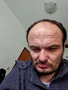 Snapshot of domymatteo69 chatting on October 28, 2025, 2:42 pm domymatteo69 online show from October 28, 2025, 2:42 pm