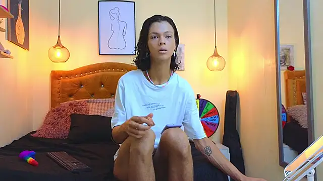 Snapshot of Indi_rave chatting on November 9, 2025, 3:10 pm Indi rave online show from November 9, 2025, 3:10 pm