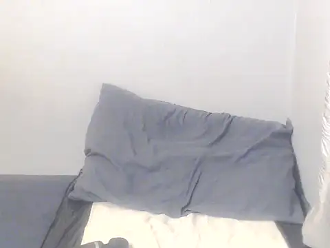 Snapshot of EbonyTinyX chatting on October 31, 2025, 6:53 pm EbonyTinyX online show from October 31, 2025, 6:53 pm