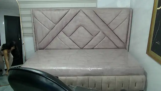 Afrodita Wild v online show from March 25, 2026, 1:28 pm