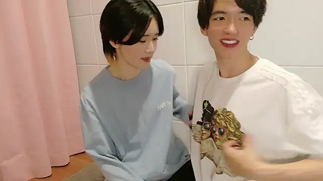 Snapshot of NORA_NEKO_2_2 chatting on November 23, 2025, 11:10 am NORA NEKO 2 2 online show from November 23, 2025, 11:10 am