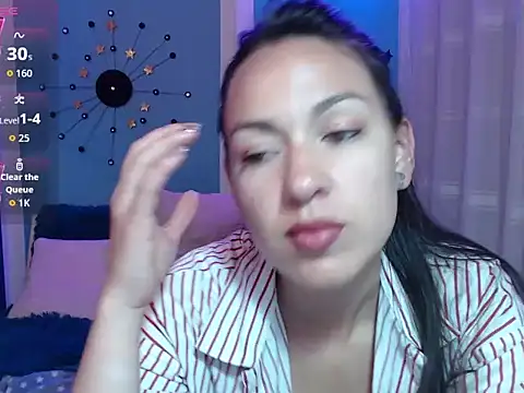 Soffii Dreaaam4 online show from November 15, 2025, 2:24 pm