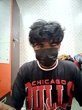 Snapshot of kriZ08 chatting on January 11, 2026, 9:47 am kriZ08 online show from January 11, 2026, 9:47 am