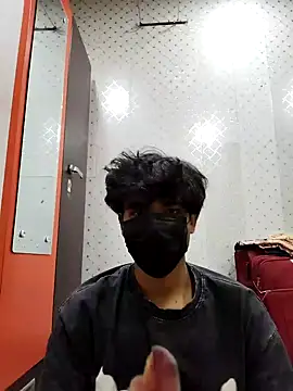 Snapshot of kriZ08 chatting on February 8, 2026, 9:23 am kriZ08 online show from February 8, 2026, 9:23 am