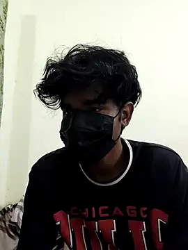 Snapshot of kriZ08 chatting on February 25, 2026, 4:22 am kriZ08 online show from February 25, 2026, 4:22 am