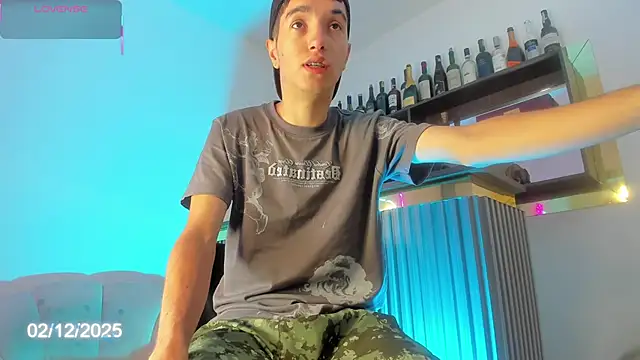 Snapshot of Dallen_Grant chatting on December 2, 2025, 12:43 pm Dallen Grant online show from December 2, 2025, 12:43 pm