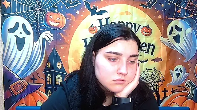 ScarletCargo online show from October 28, 2025, 6:06 am