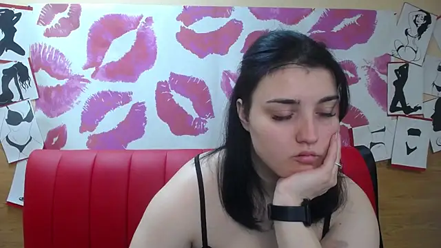 ScarletCargo online show from November 25, 2025, 6:13 am