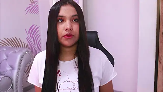 Isabelle Lane online show from March 6, 2026, 12:45 pm