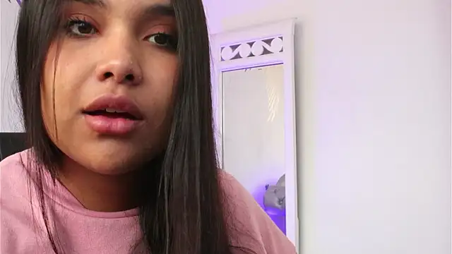 Isabelle Lane online show from March 16, 2026, 12:42 pm