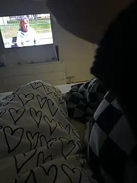 Aksinja05 online show from November 25, 2025, 5:24 pm