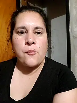 Clara Arg online show from November 15, 2025, 2:20 am