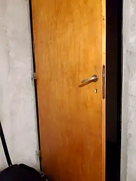 Clara Arg online show from November 17, 2025, 5:57 am