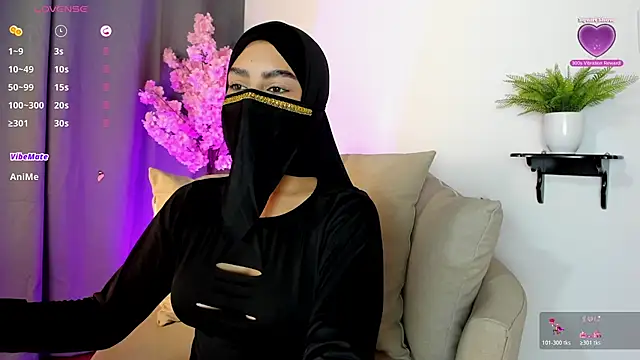 Snapshot of shaima__ chatting on November 25, 2025, 8:20 pm shaima online show from November 25, 2025, 8:20 pm