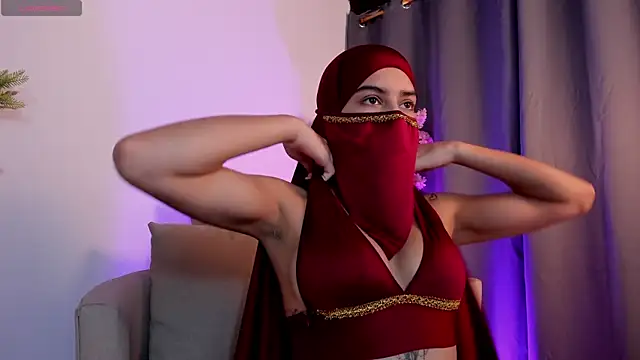 shaima   online show from April 12, 2026, 10:15 pm