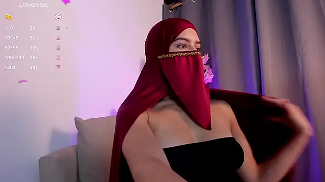 shaima   online show from April 15, 2026, 11:27 pm