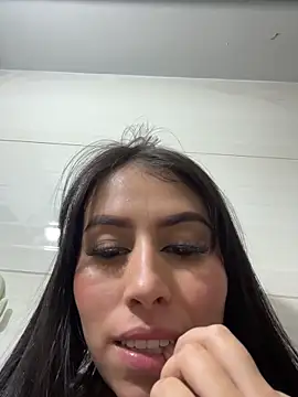 Snapshot of BIJOU_SECRET chatting on November 16, 2025, 1:55 am BIJOU SECRET online show from November 16, 2025, 1:55 am