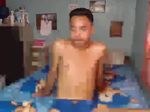 slimraz02 online show from May 9, 2026, 2:50 am