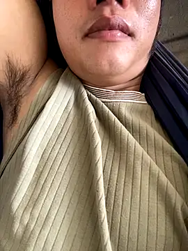 Thichthittuoi online show from October 28, 2025, 2:15 am