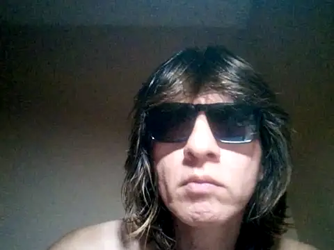 Snapshot of Robbie_78 chatting on March 16, 2026, 1:22 am Robbie 78 online show from March 16, 2026, 1:22 am