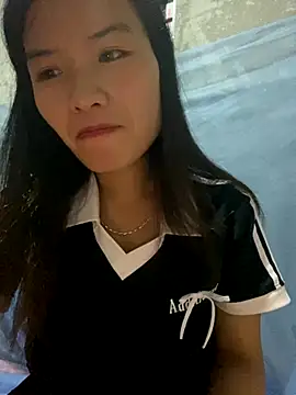 Yunzang online show from November 10, 2025, 12:31 am