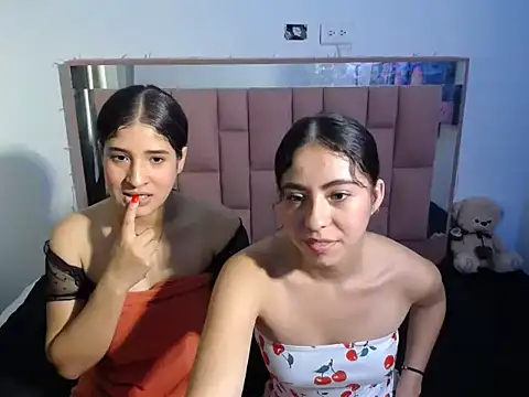 Snapshot of melannee_jop chatting on October 25, 2025, 3:58 am melannee jop online show from October 25, 2025, 3:58 am