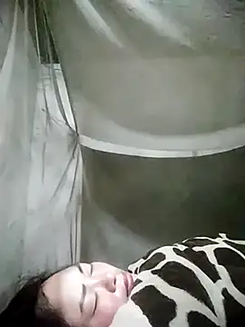 yeu-yeu online show from October 25, 2025, 4:13 pm