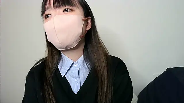 yua chan00 online show from November 8, 2025, 4:07 pm