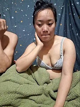 Phoena-a online show from December 20, 2025, 3:24 am