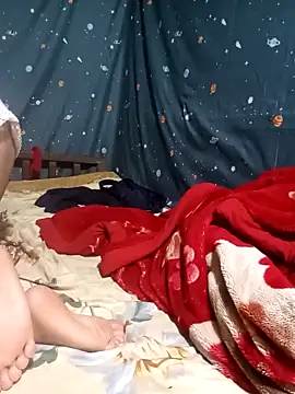 Snapshot of Phoena-a chatting on April 11, 2026, 7:45 am Phoena-a online show from April 11, 2026, 7:45 am