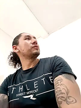 ErosyVenus69 online show from November 17, 2025, 6:03 pm