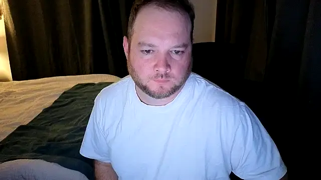 Snapshot of john_clarisa chatting on December 20, 2025, 8:21 am john clarisa online show from December 20, 2025, 8:21 am