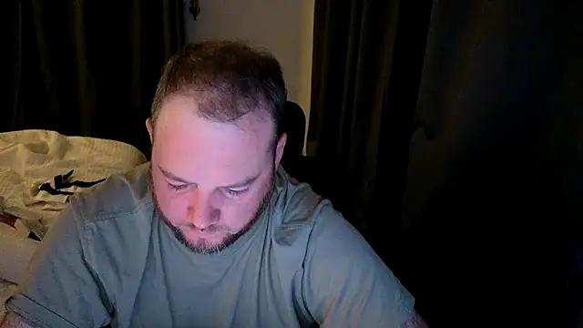 Snapshot of john_clarisa chatting on January 6, 2026, 10:08 am john clarisa online show from January 6, 2026, 10:08 am